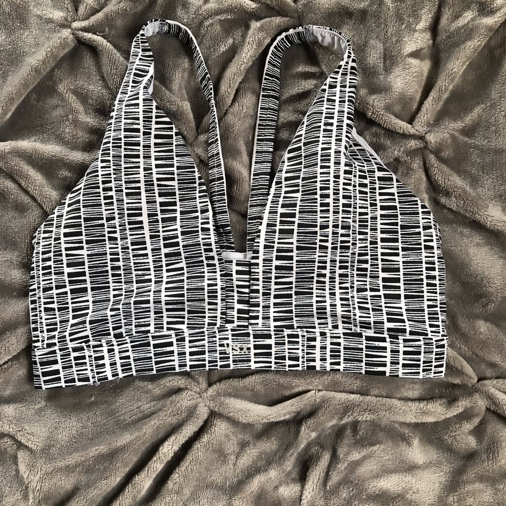 Victoria secret sports bra